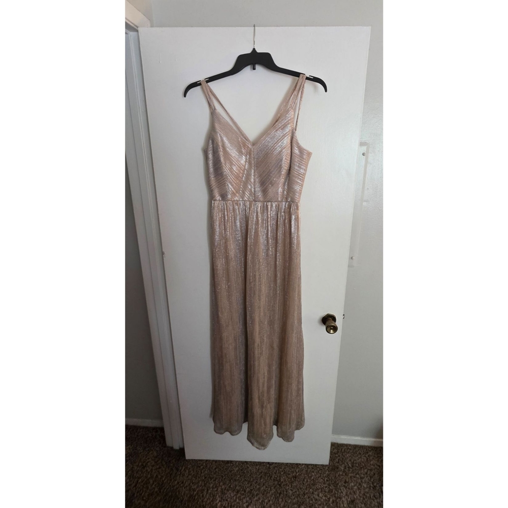 Night Way Collections Pink Sleeveless V-Neck Gown